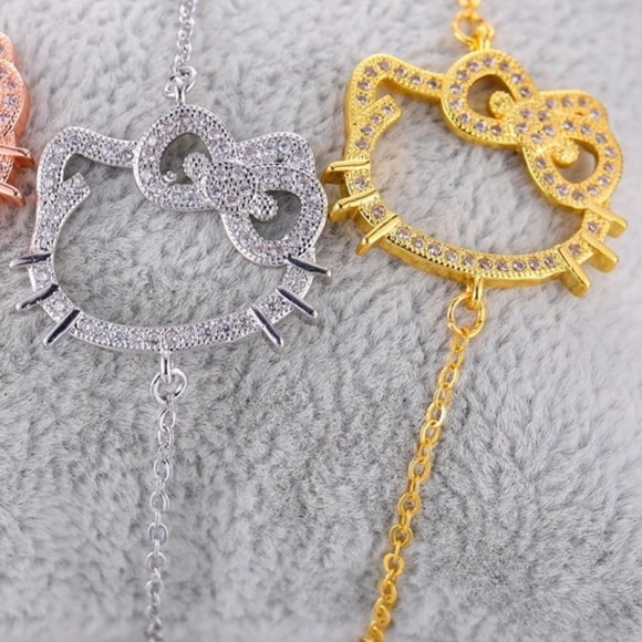 Hello Kitty Jewelry - ⭐️Hello kitty bracelets